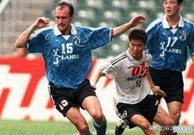 2025年FC足球世界边路超跑天赋球员奥科查，突破如闪电般犀利！