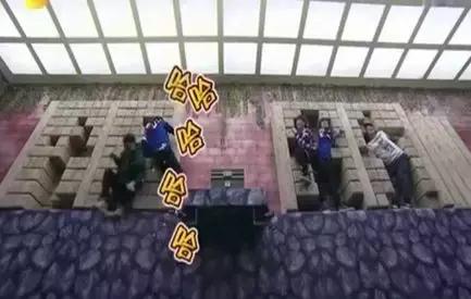 脑力与胆量双重考验！后室逃脱手机版》高清沉浸体验不来感受下？