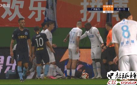 2025年部落冲突边线球进阶教程：如何精准部署提升胜率