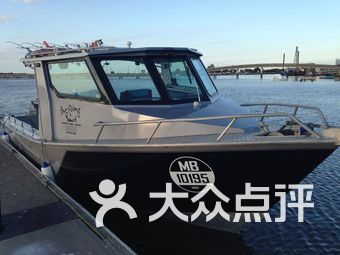 未来钓鱼新体验！消失的钓鱼 GONE Fishing》2025联机教程：实时合作与AR模式详解