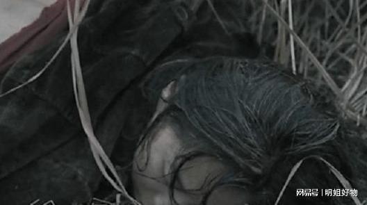 超自然危机四伏，你敢踏入《雅皮士精神》的诡谲像素迷宫吗？