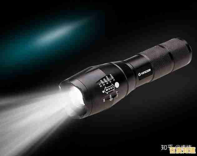 如何选购高效手电筒:从亮度到续航的实用知识大全 如何选购高效手电筒:从亮度到续航的实用知识大全