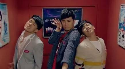 想要轻松解压又爆笑?试试用魔性表情包通关的"卧槽大战尼玛"吧! 想要轻松解压又爆笑?试试用魔性表情包通关的"卧槽大战尼玛"吧!