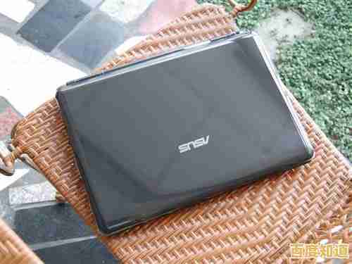 华硕K40轻薄本:高效办公伴侣,强劲性能随行 华硕K40轻薄本:高效办公伴侣,强劲性能随行